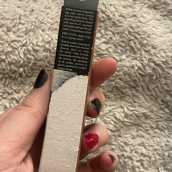 NWT ELF SATIN O FACE LIPSTICK NO DOUBT - Picture 3 of 4